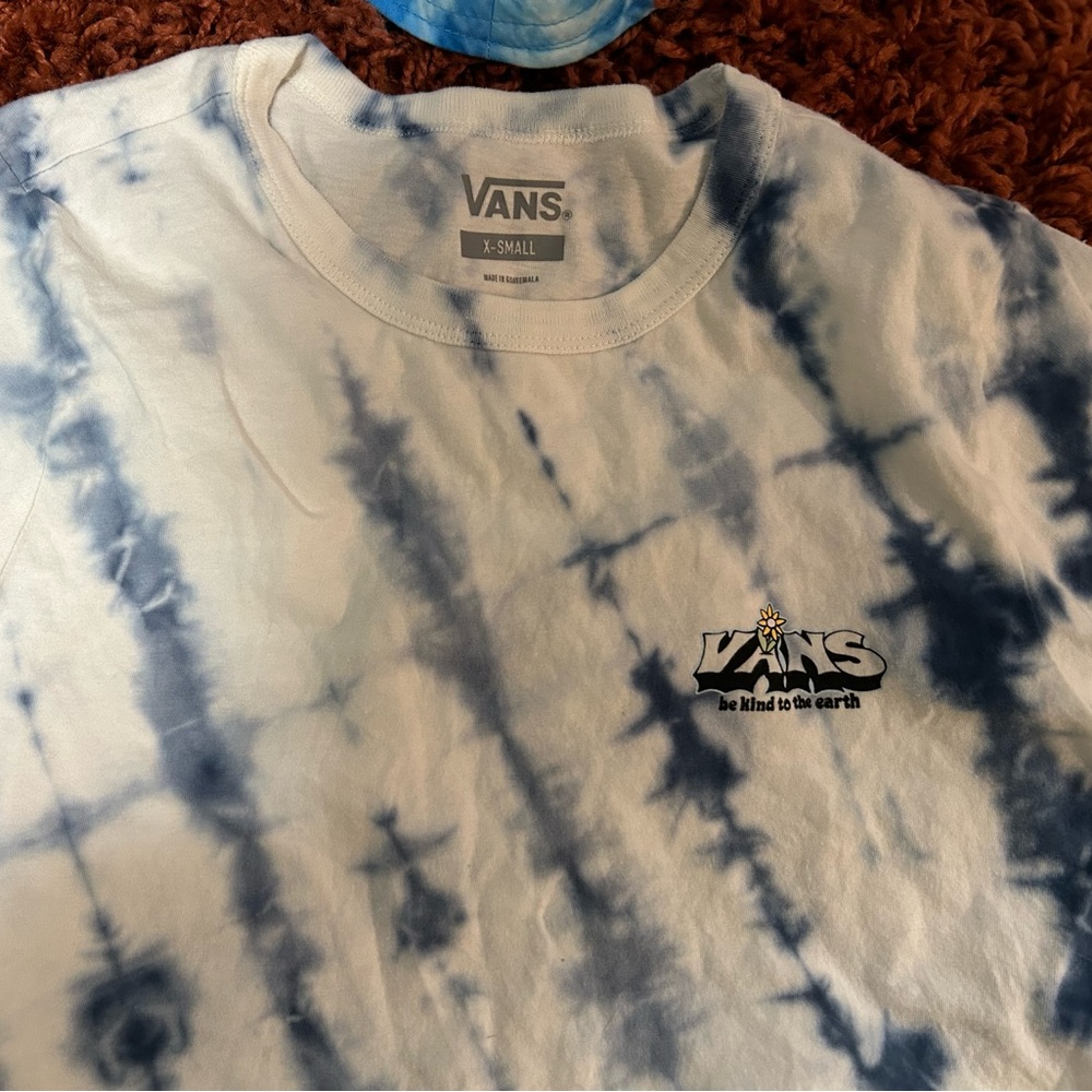 Vans combo hat and t-shirt